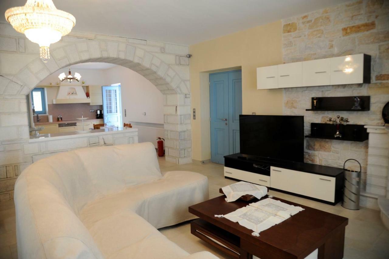 Villa Busho Náusza Kültér fotó