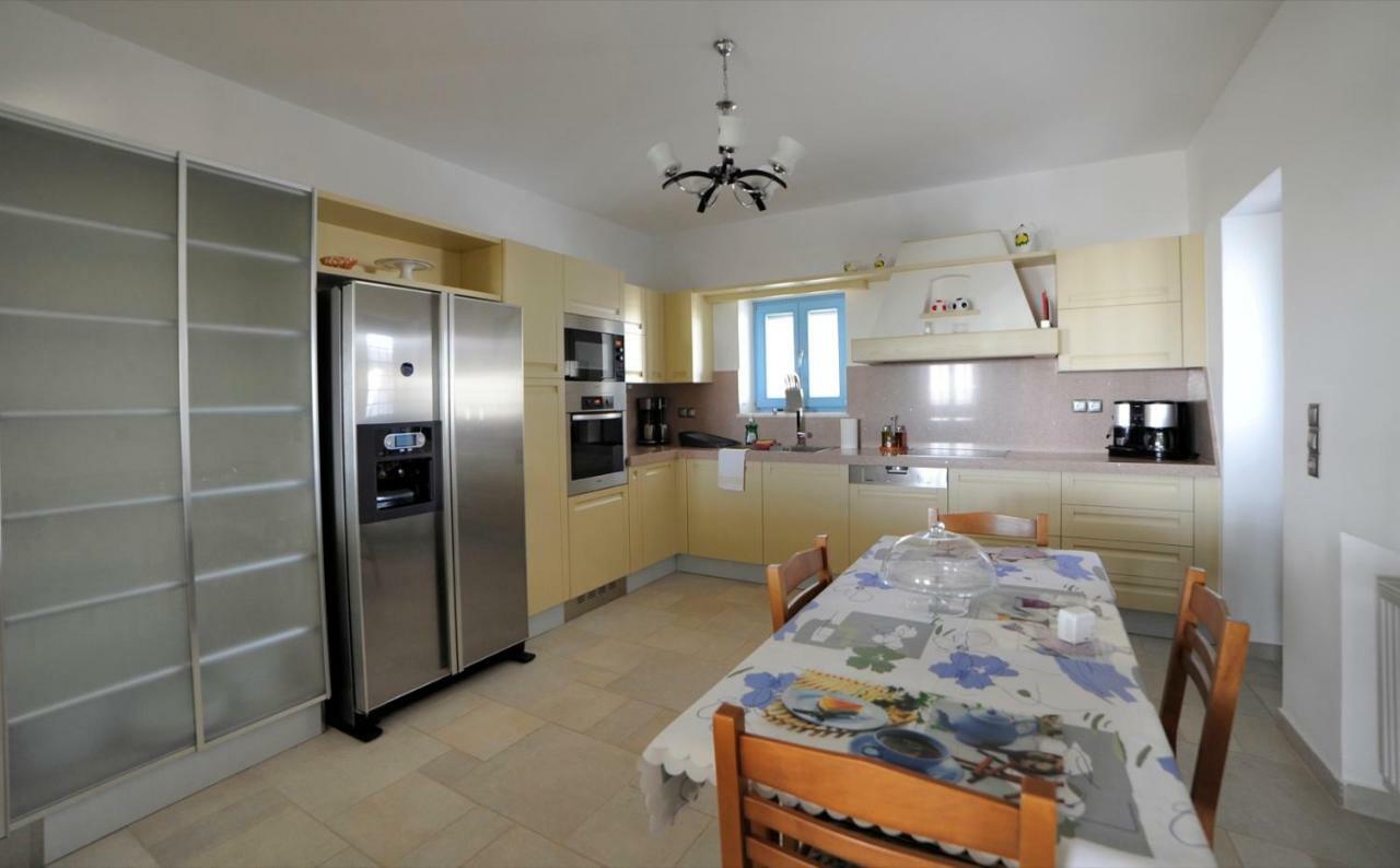 Villa Busho Náusza Kültér fotó
