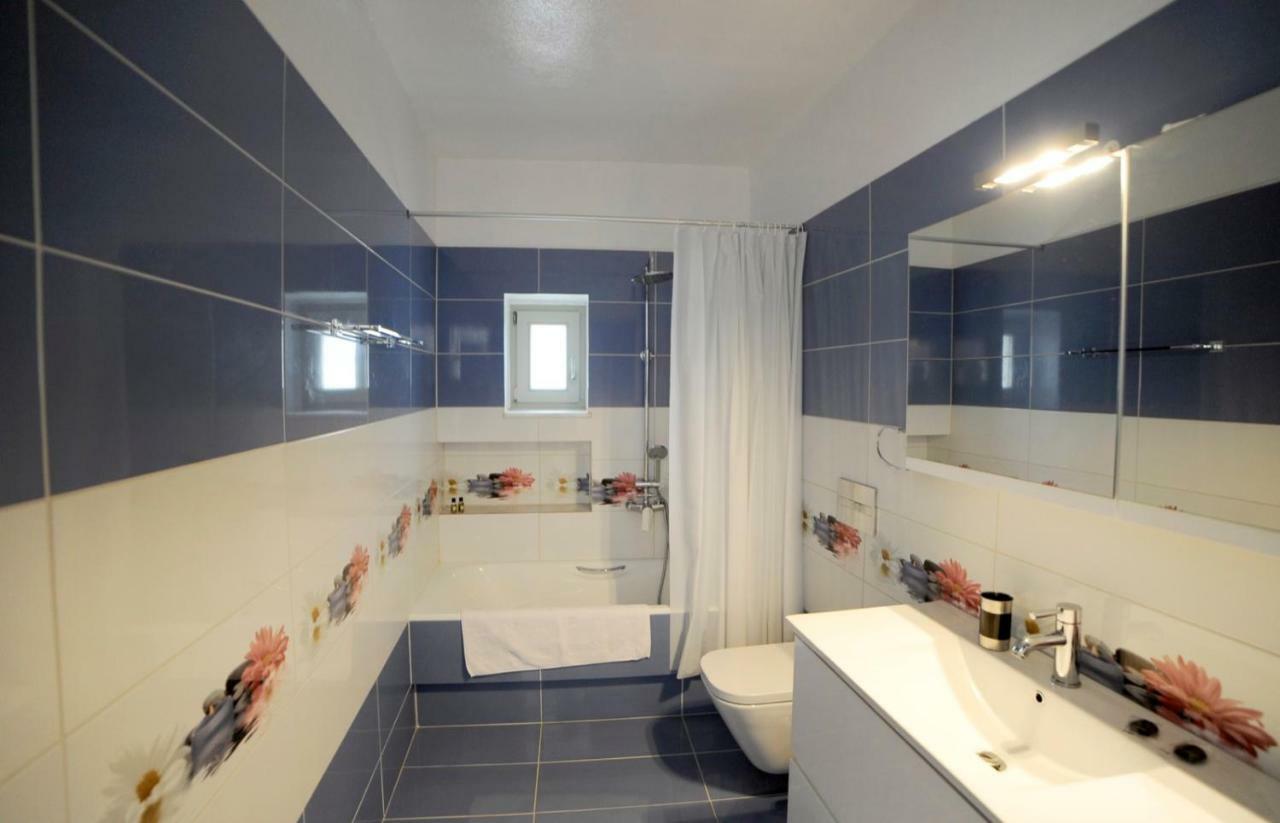 Villa Busho Náusza Kültér fotó