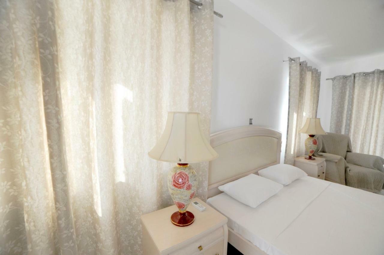Villa Busho Náusza Kültér fotó