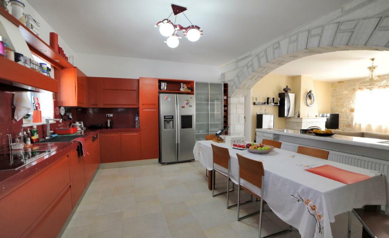Villa Busho Náusza Kültér fotó